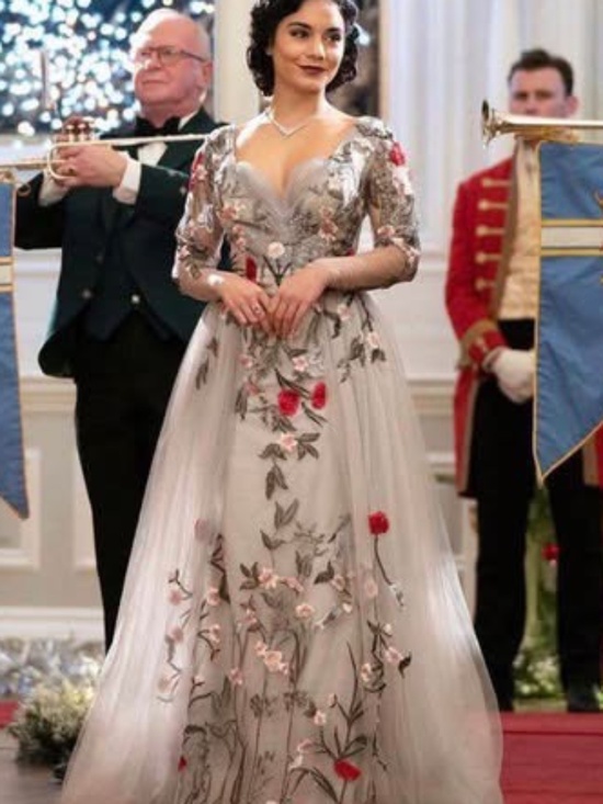Mac Duggal Dresses & Skirts - Stunning Mac Duggal floral embroidered Couture gown long sleeve V-neck